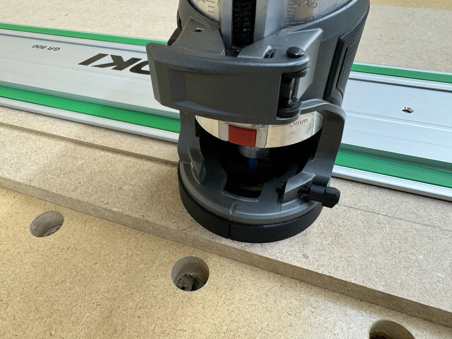 Milwaukee M18 FUEL 1/4" Trim Router Guide Rail Adaptor for Hikoki Guide Rail