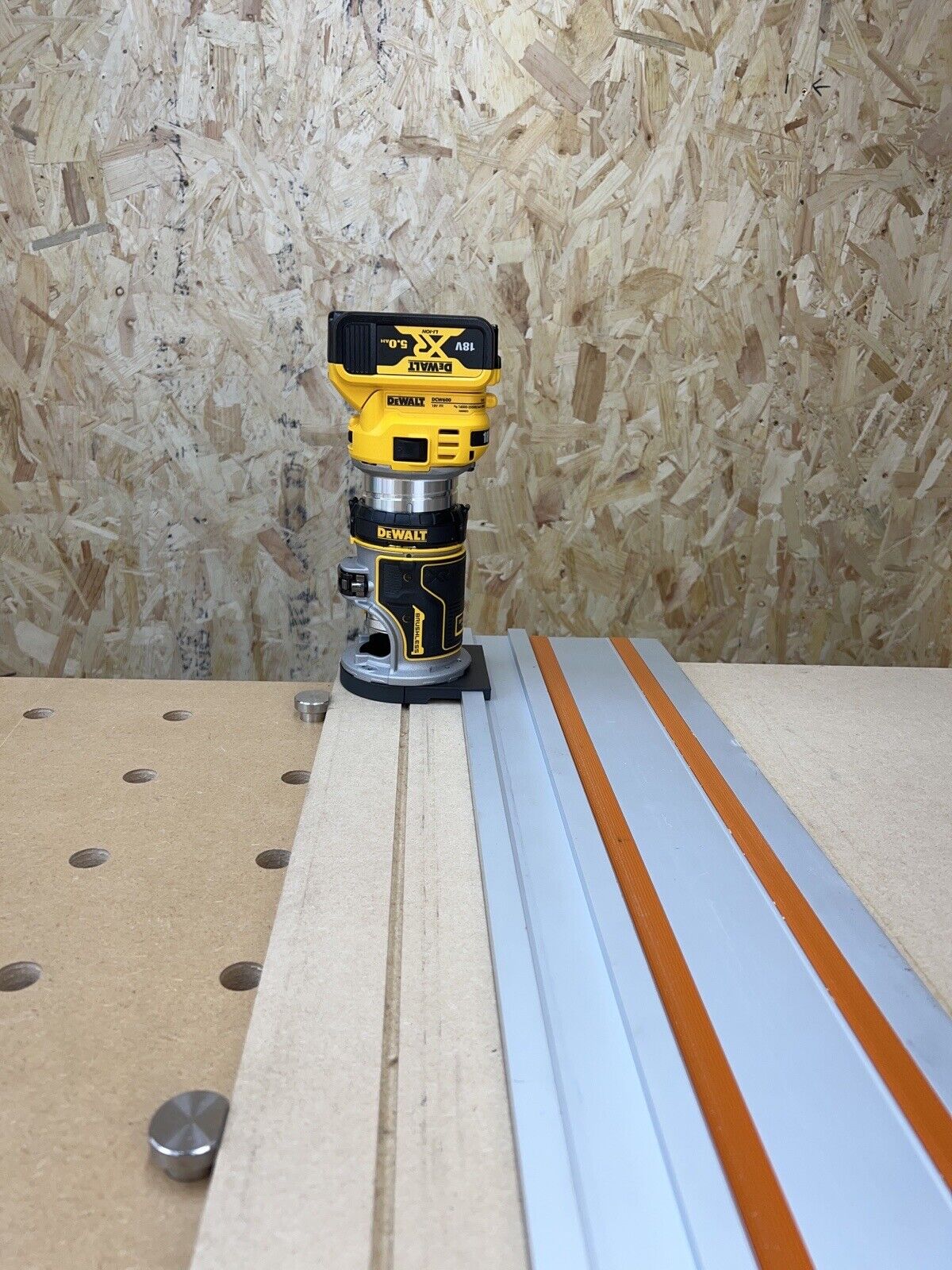 Dewalt DCW604NT-XJ DCW604NT Router Guide Rail Adaptor to Evolution Track/Rail