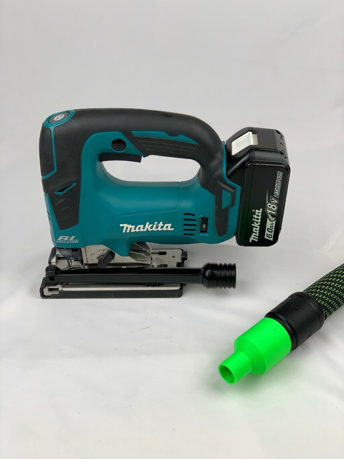 Makita DJV182 18v LXT Jigsaw hose adaptor to Festool 27mm Cleantec Twist & Lock