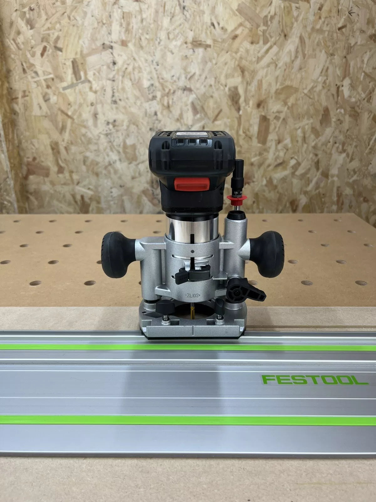 Trend T18S R14K1 18v Plunge Router Guide Rail Adaptor to Festool Plunge saw track