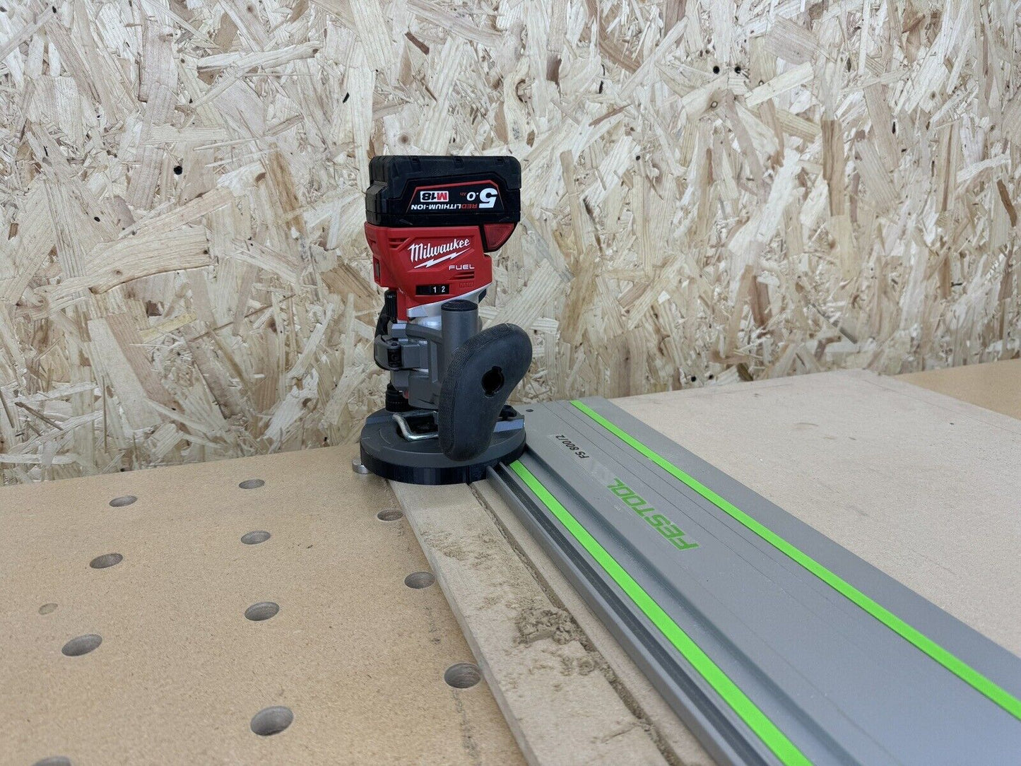 Milwaukee M18 1/4 Plunge Router Guide Rail Adaptor to Festool Guide Rail