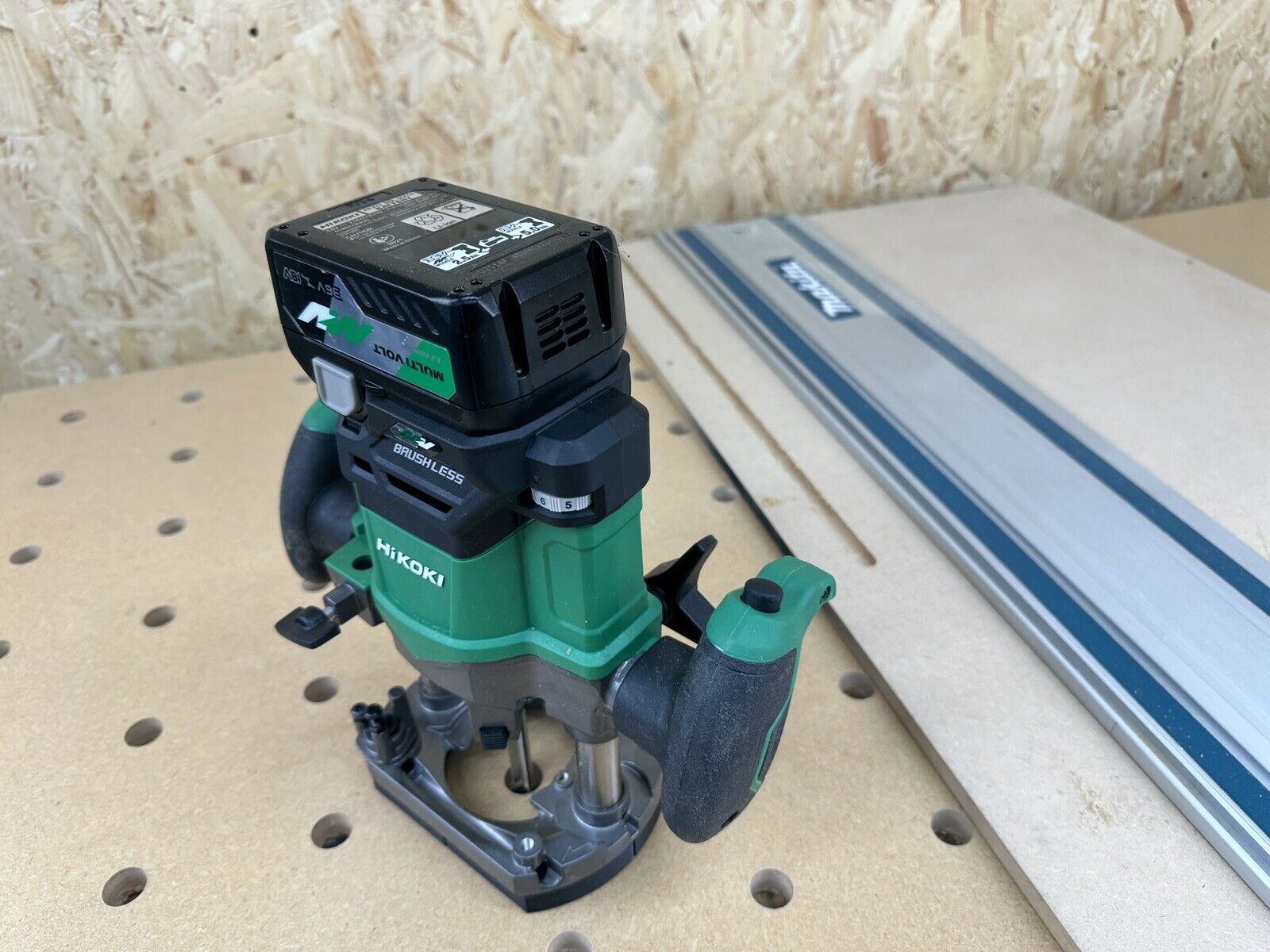 Makita discount 36v router