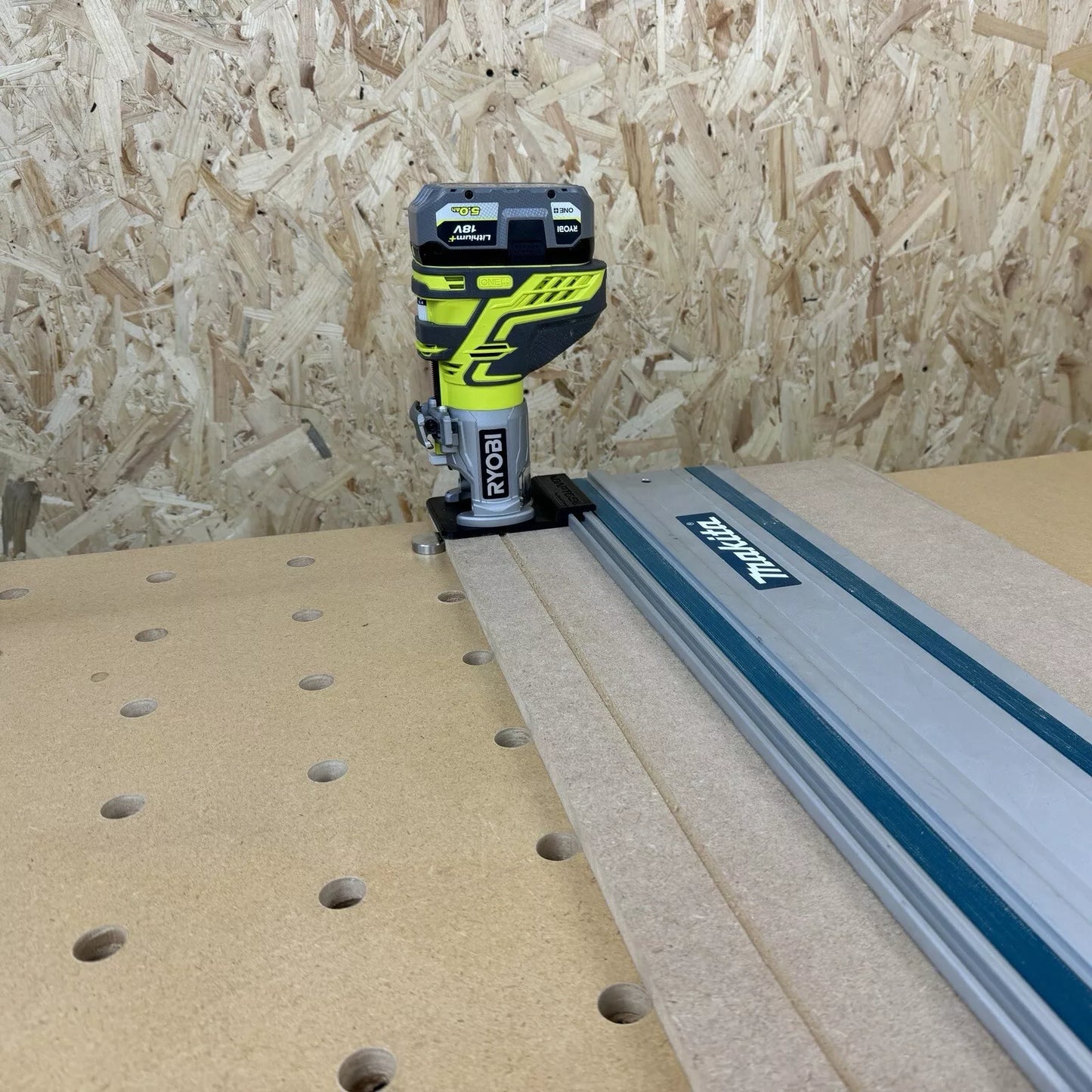 Ryobi Router Using Guide Rail Ryobi R18TR-0 ONE+ Trim Router Guide Rail Adaptor for Makita Guide Rai ...