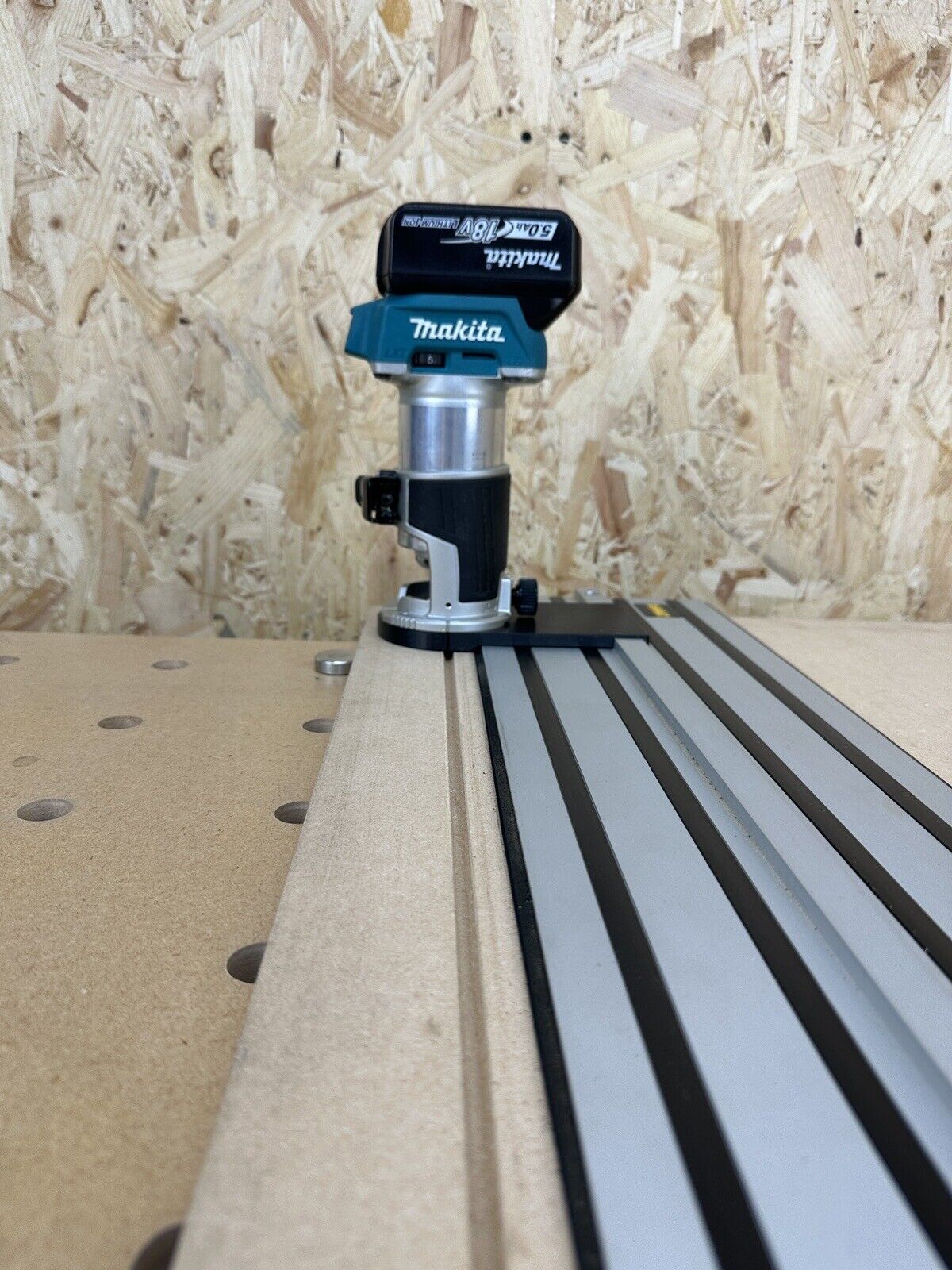 Makita DRT50 Trimmer 1/4 Router Guide Rail Adaptor To Dewalt Guide Rail