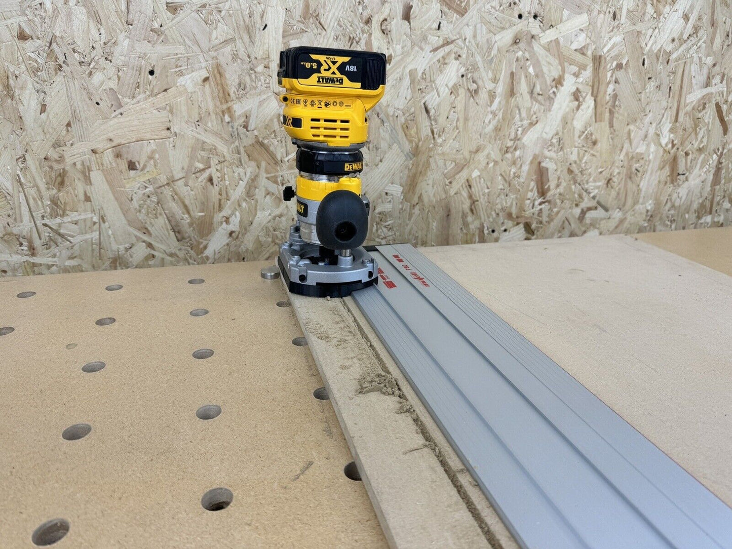 Dewalt Cordless Router Plunge Base Guide Rail Adapter to Mafell Guide Rail