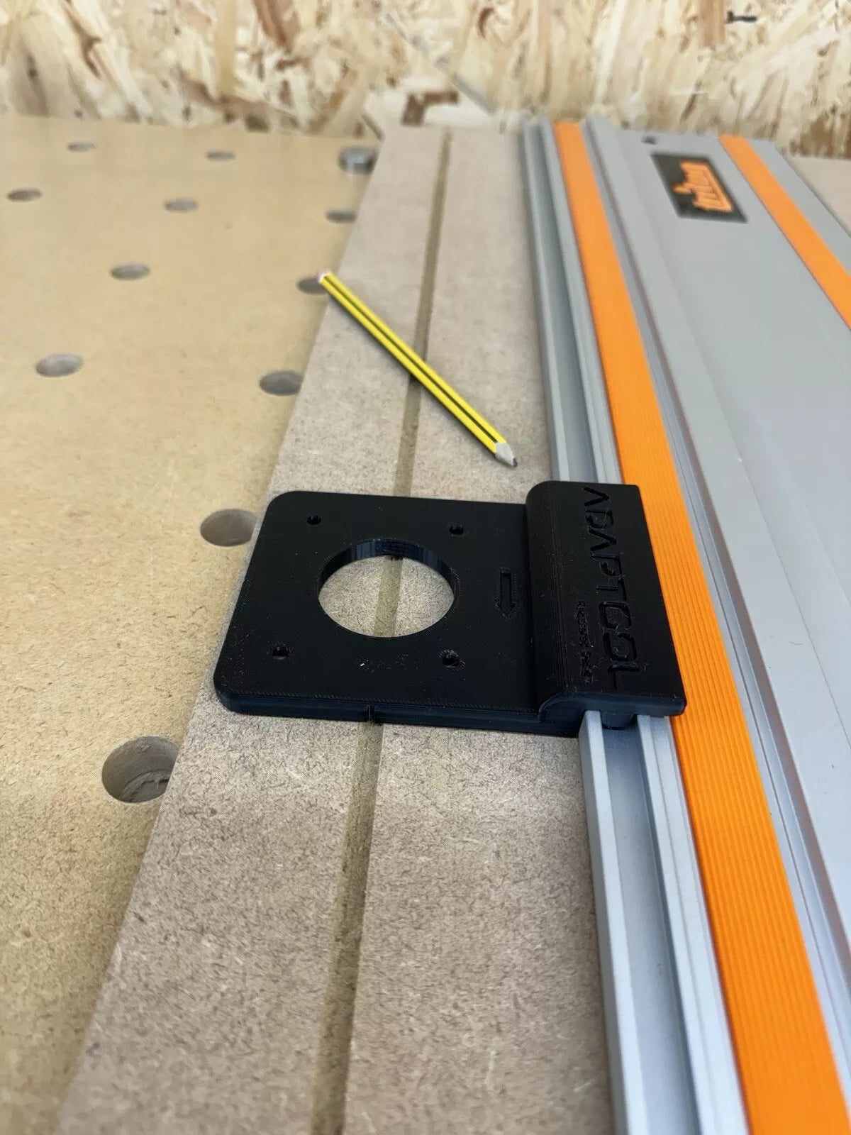 Makita DRT50 Router Guide Rail Adapter - Excel Track Compatible - Base