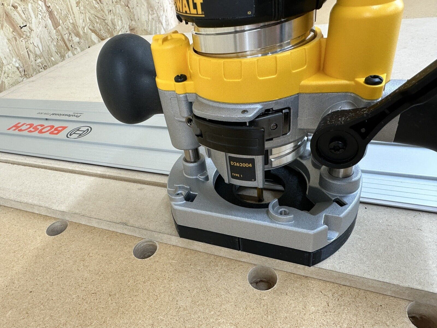 Dewalt Cordless Router Plunge Base Guide Rail Adapter to Bosch Saw Track