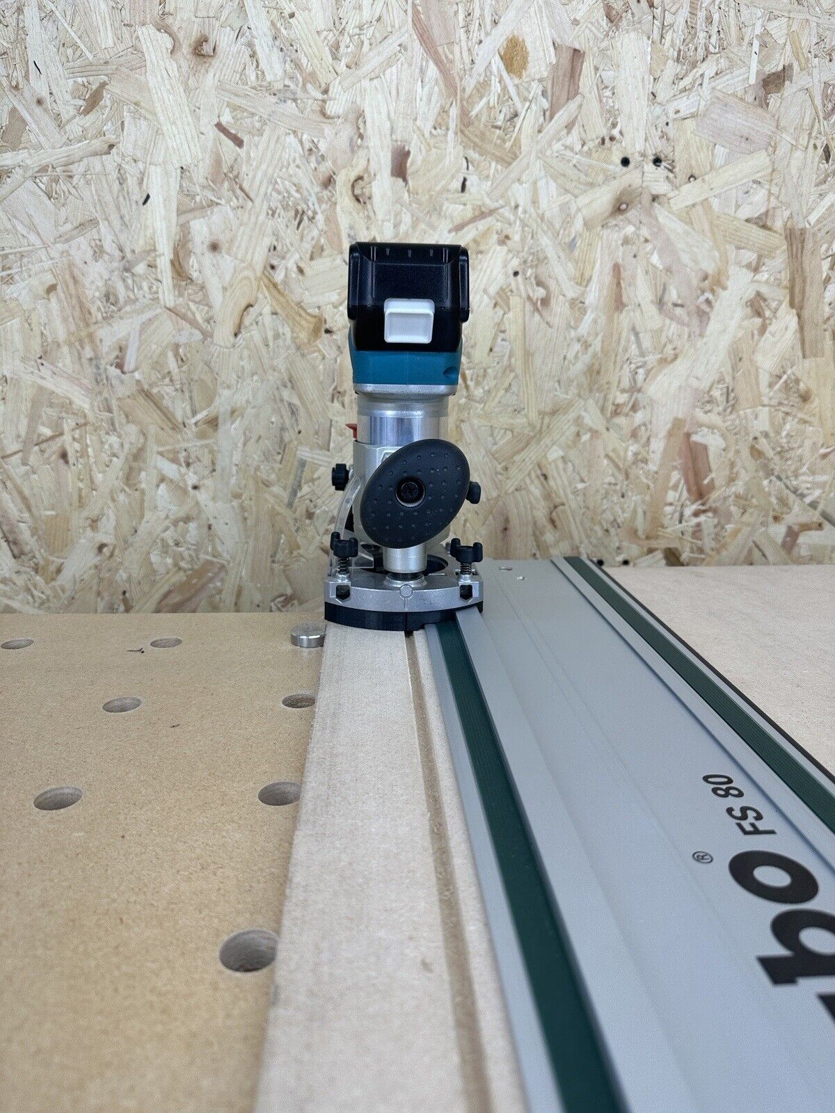 Makita Cordless Router Plunge Base Guide Rail Adaptor to Metabo Guide Rail