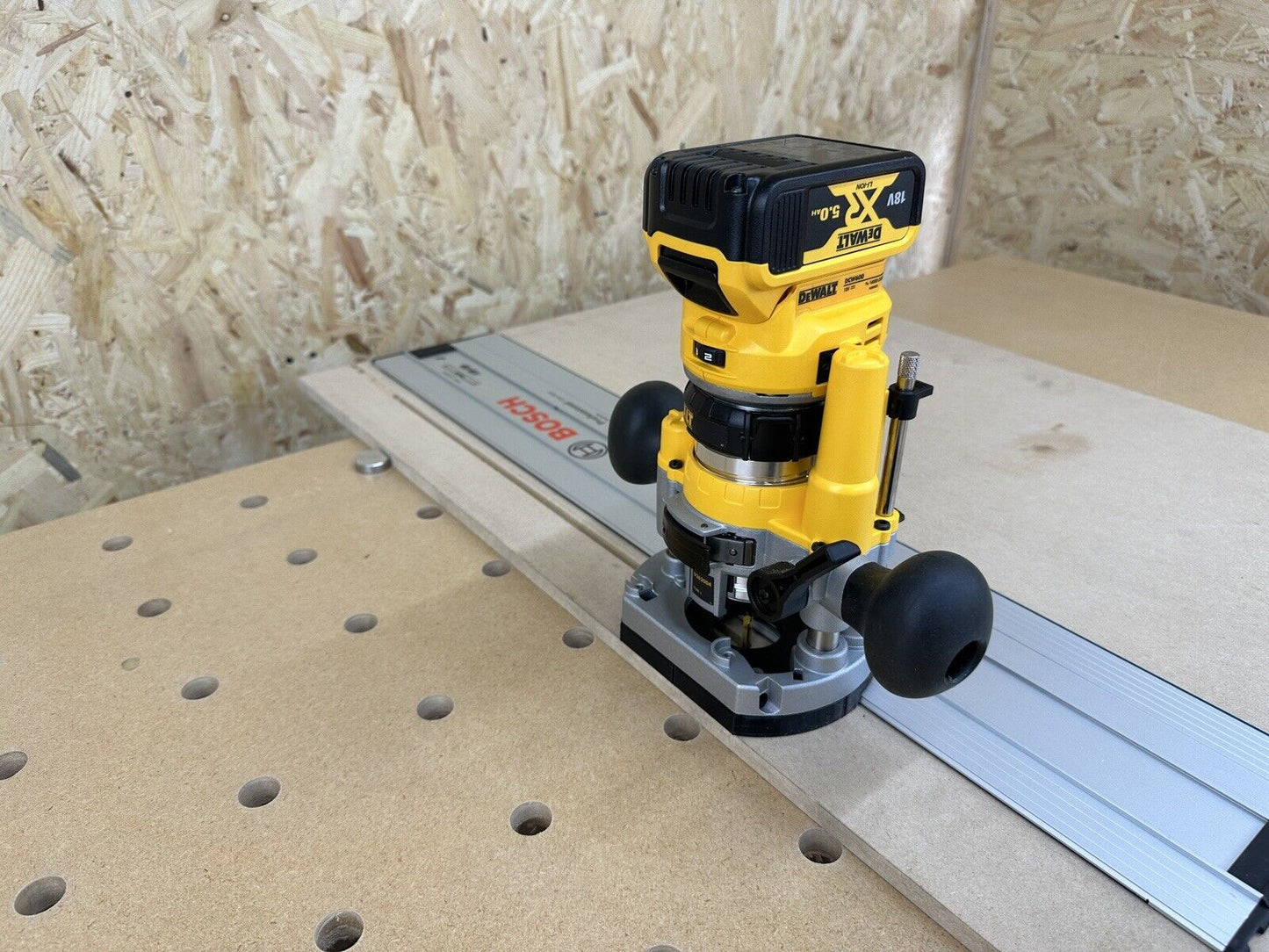 Dewalt Cordless Router Plunge Base Guide Rail Adapter to Bosch Saw Track