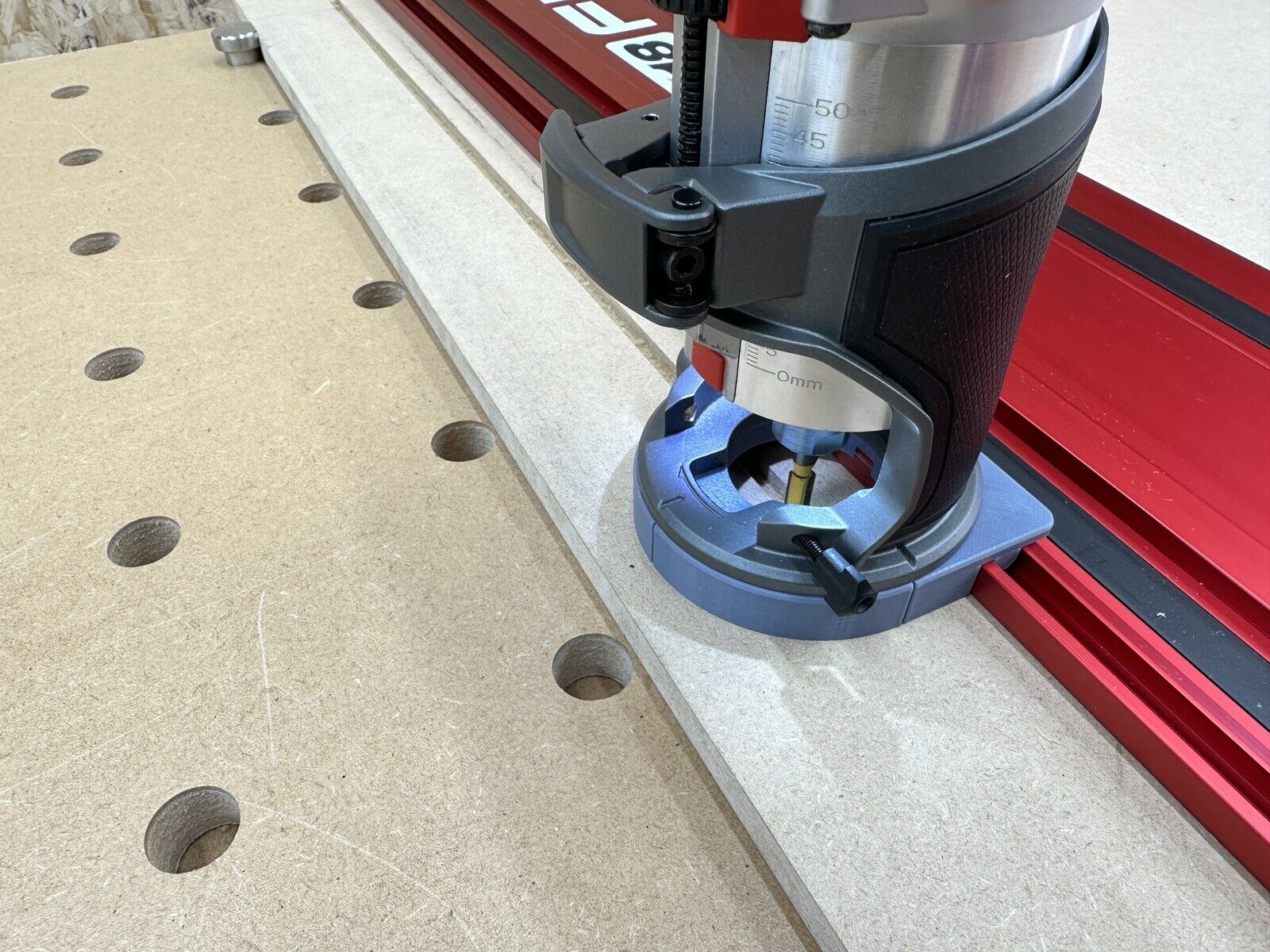 Milwaukee M18 Trimmer Router Guide Rail Adaptor to Milwaukee Guide Rai ...