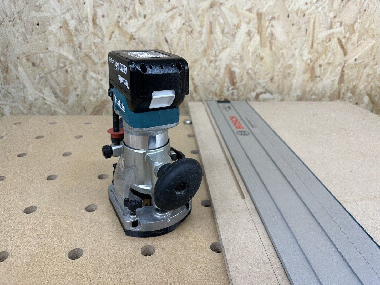 Makita DRT50 Plunge Router Guide Rail Adaptor To Bosch FSN Plunge Saw Track Guide Rail