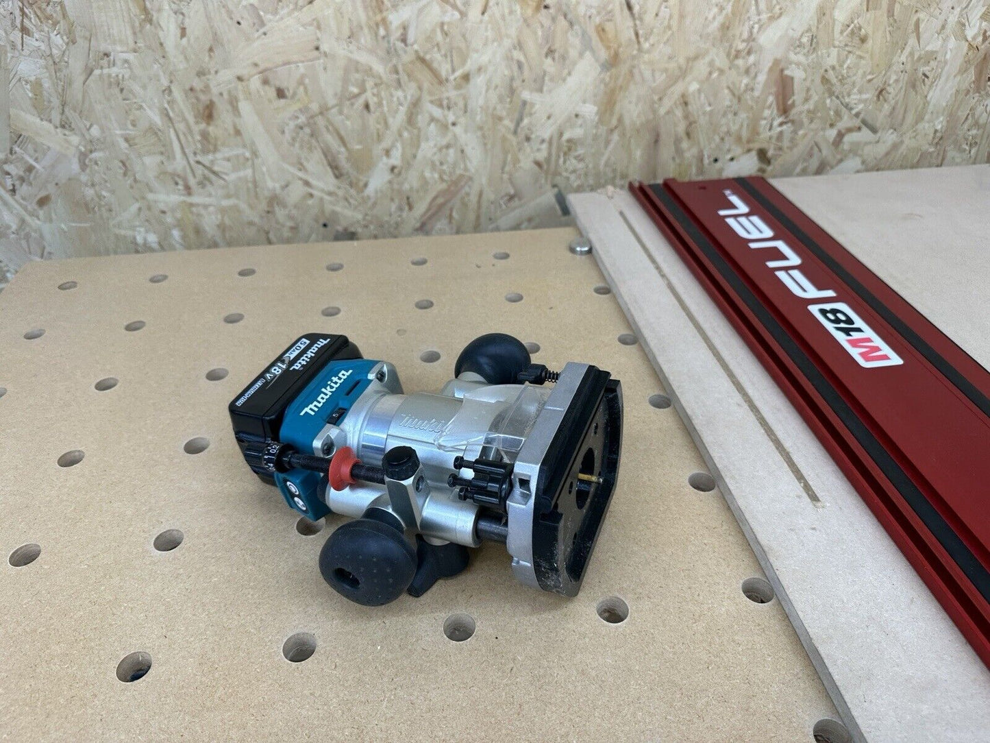 Makita DRT50Z Router Plunge Base Adaptor To Milwaukee Plunge Saw Guide Rails