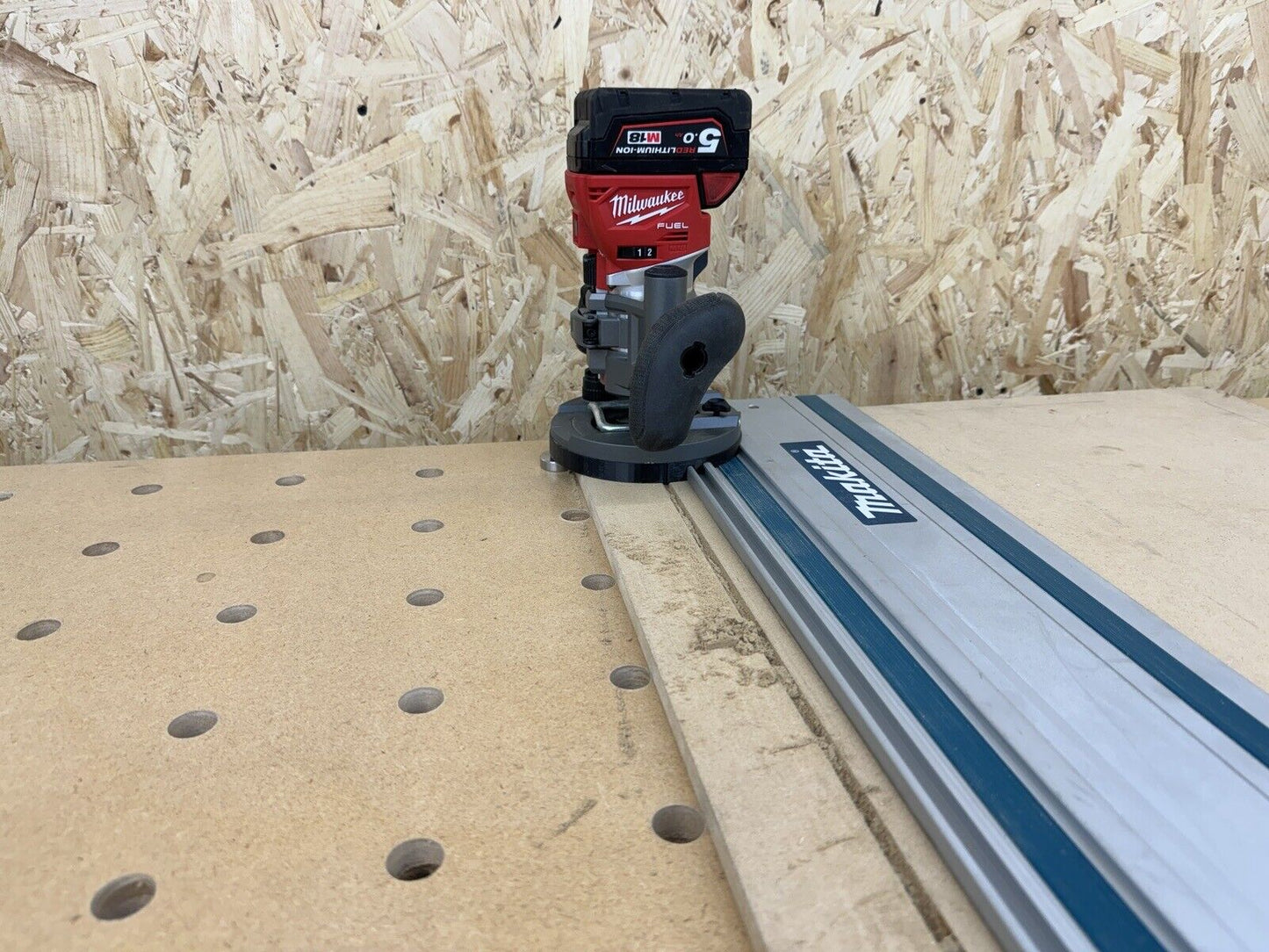 Milwaukee M18 1/4 Plunge Router Guide Rail Adaptor to Makita Guide Rail