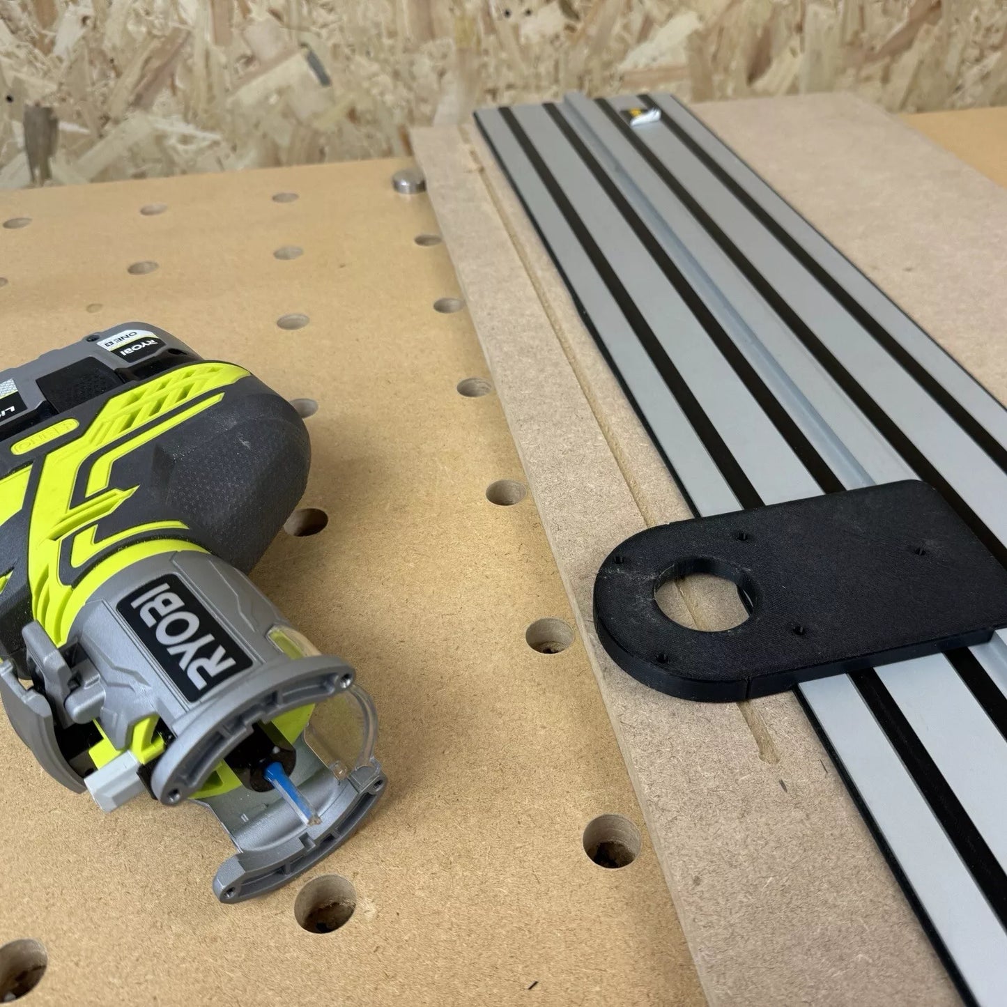 Ryobi R18TR-0 ONE+ Trim Router Guide Rail Adaptor for Dewalt Guide Rai ...