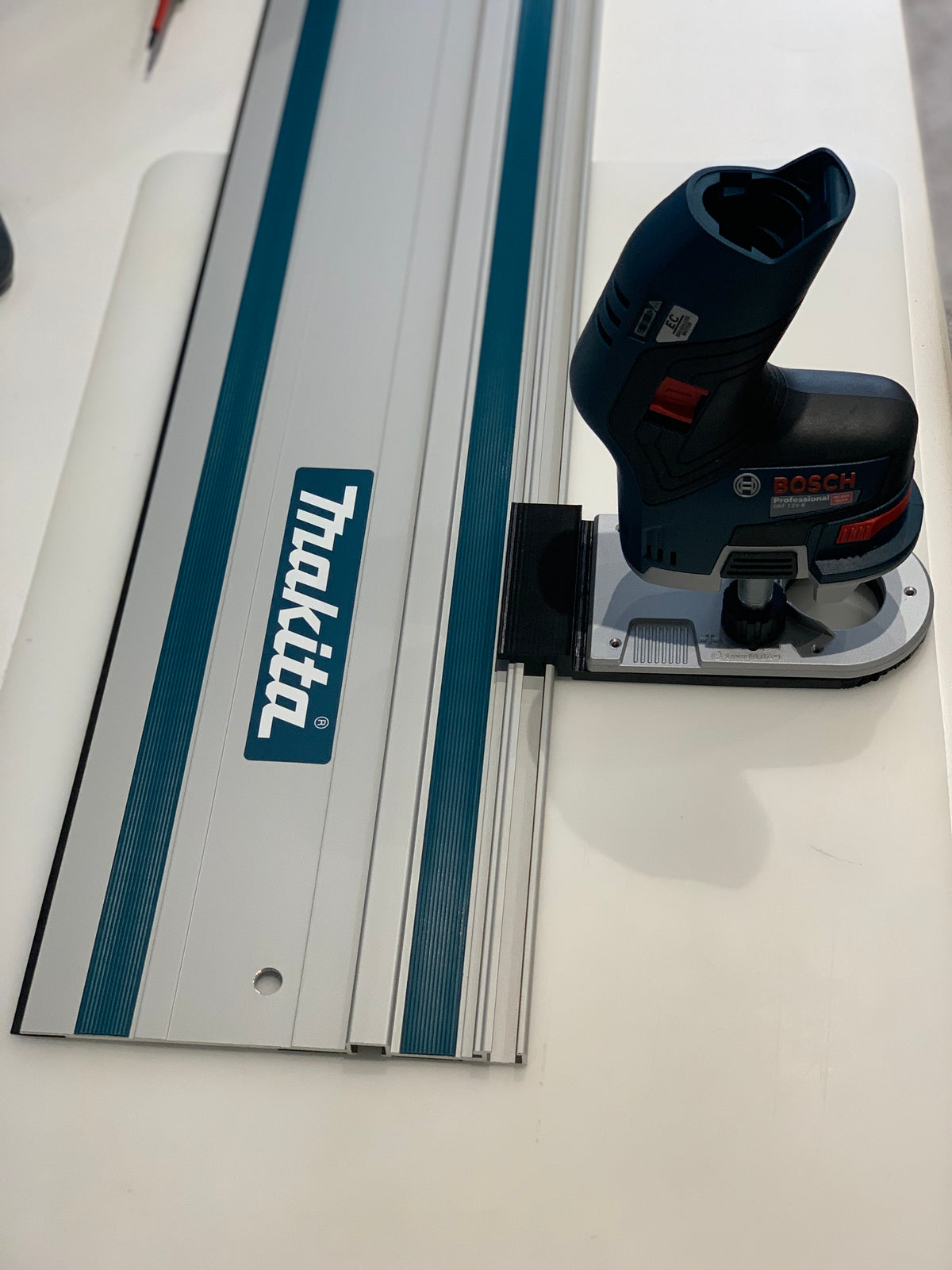 Bosch 12v Router Guide Bosch 12v Router Guide rail Adaptor to Makita Track – Adaptool