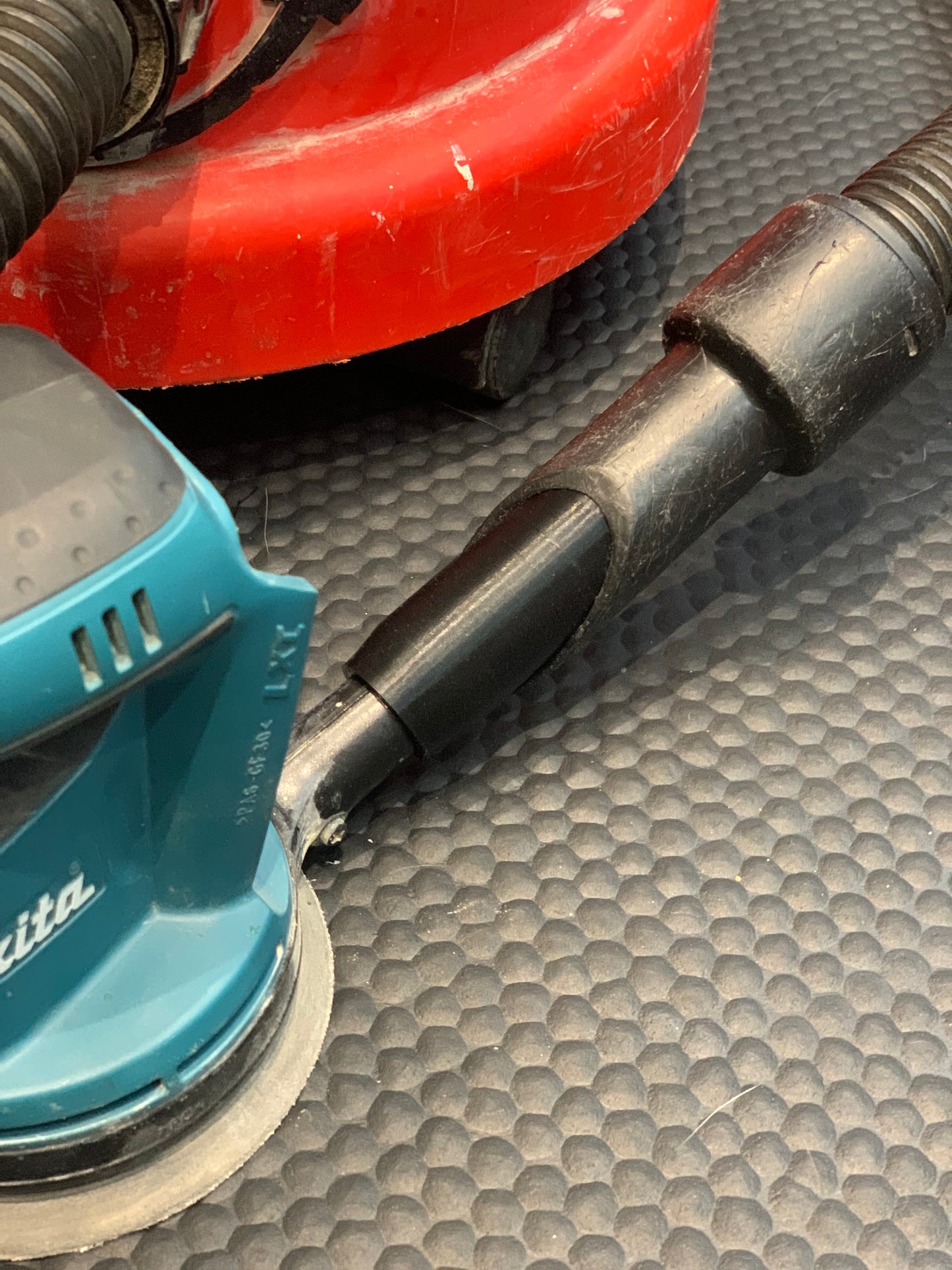 Numatic Hoover To Makita 18v Sander DBO180Z