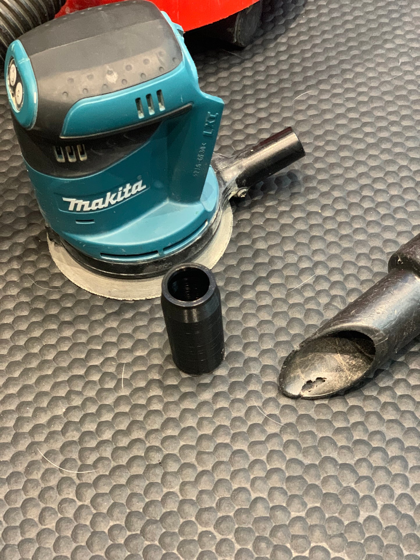 Numatic Hoover To Makita 18v Sander DBO180Z