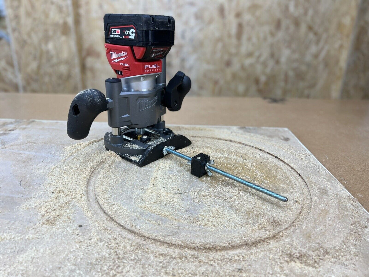 Circle Jig for Milwaukee Plunge Router Fully Adjustable