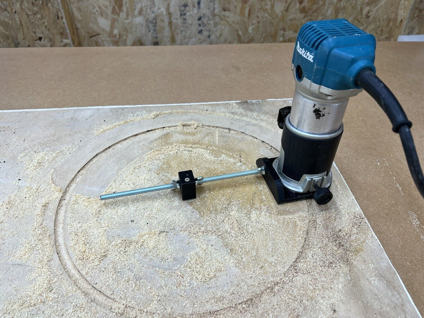 Circle Jig for Makita RT0700C 1/4 Trimmer Router Fully Adjustable