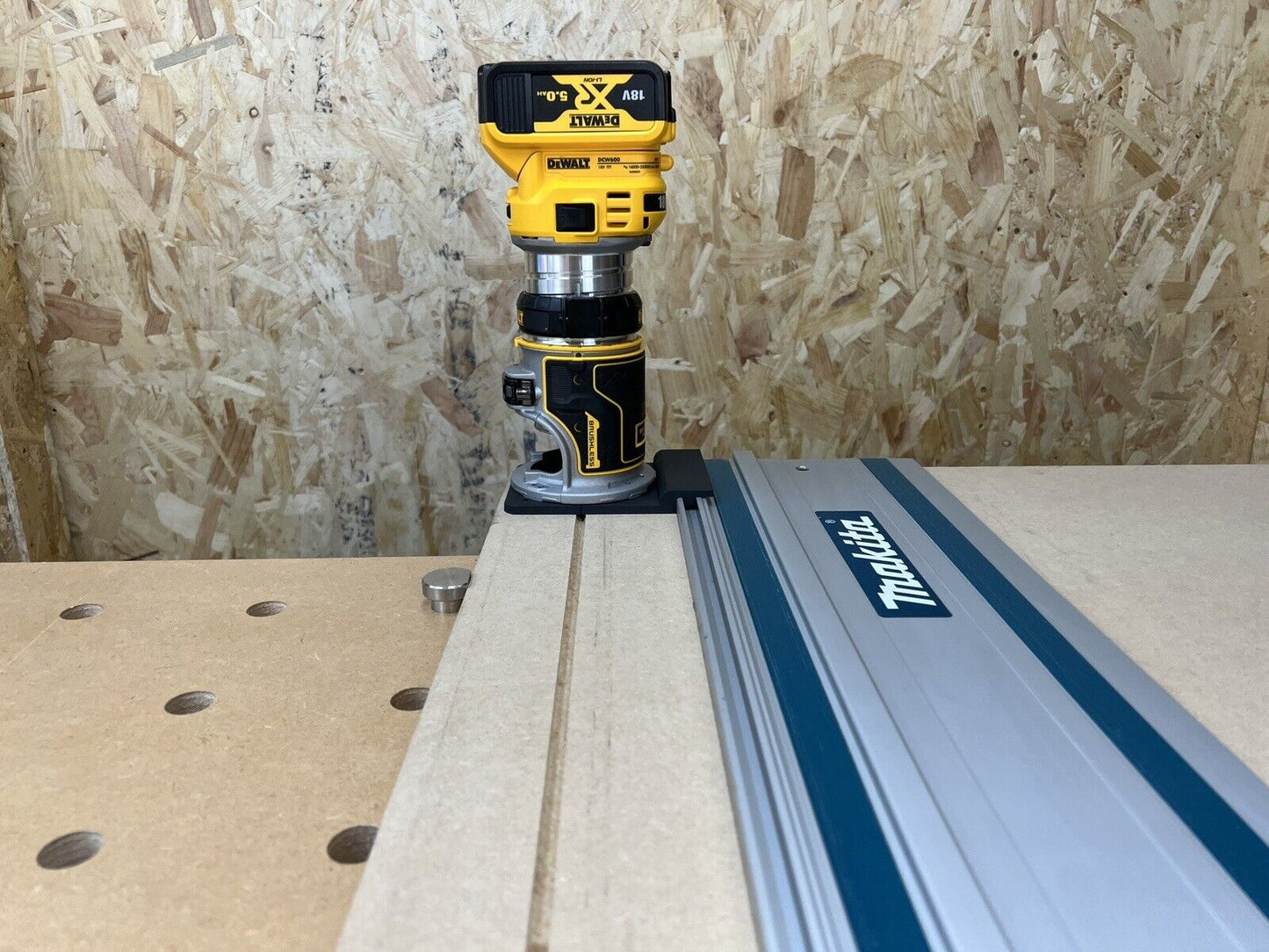 Dewalt DCW600 & DWP611 Router Guide Adaptor to Makita Track/Rail