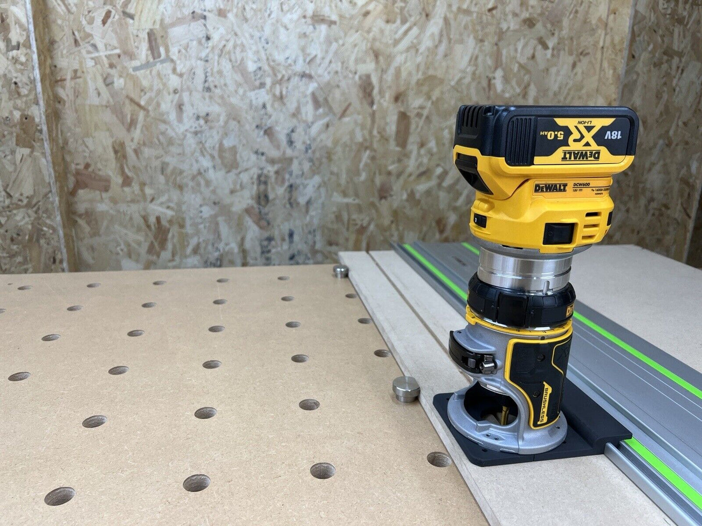 Dewalt DCW600 & DWP611 Router Guide Adaptor to Festool Track