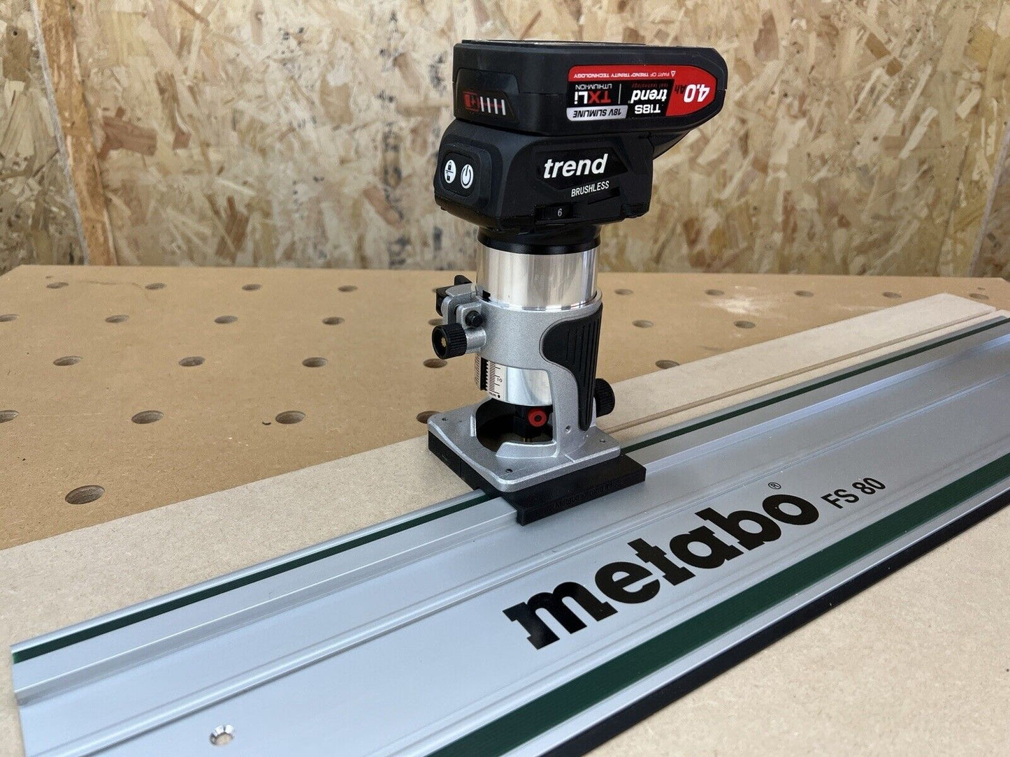 Trend T18S/R14K1 18v Router Guide Rail Adaptor To Metabo Plunge Saw Track