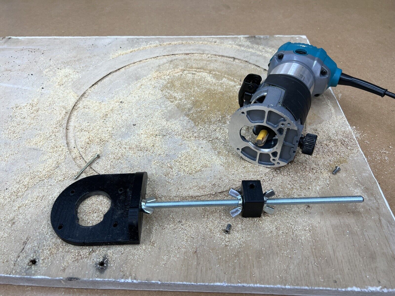 Circle Jig for Katsu 1 4 Trimmer Router Fully Adjustable Adaptool