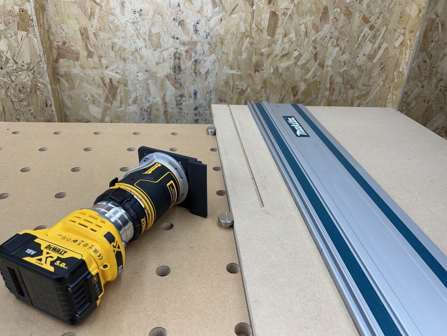 Dewalt DCW600 & DWP611 Router Guide Adaptor to Makita Track/Rail